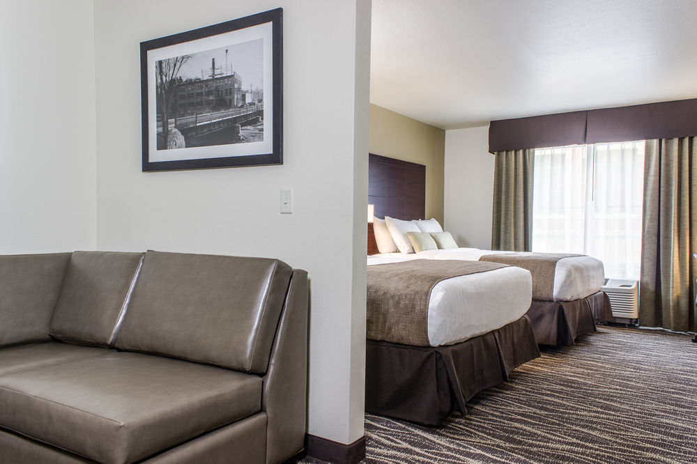 Cobblestone Hotel & Suites - Chippewa Falls Buitenkant foto