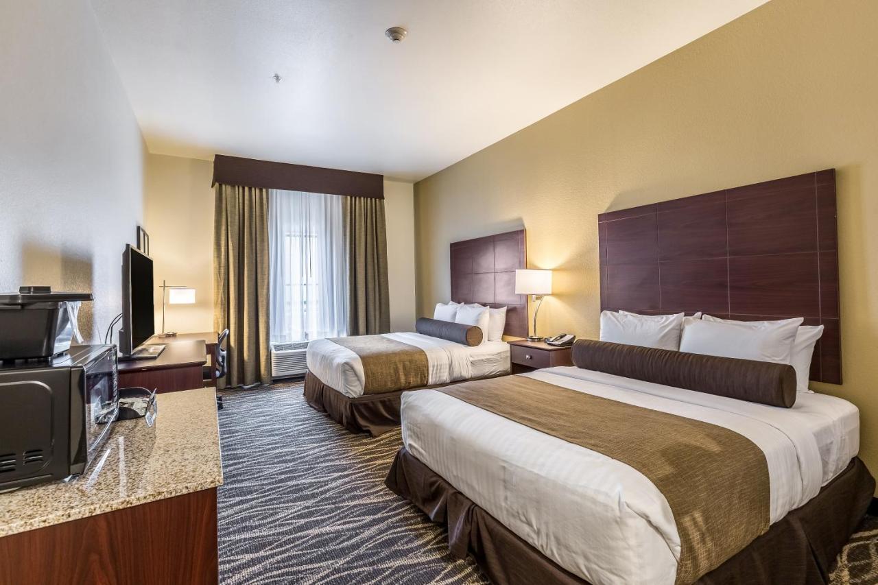 Cobblestone Hotel & Suites - Chippewa Falls Buitenkant foto